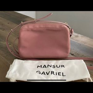 Mansur Gabriel Double ZIP Pink Blush Leather Mini Crossbody Bag EUC